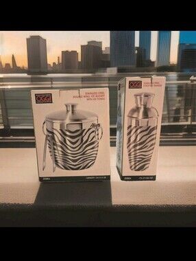 OGGI Stainless Steel Zebra Ice Bucket And Beverage Shaker - Silver Zebra Pattern